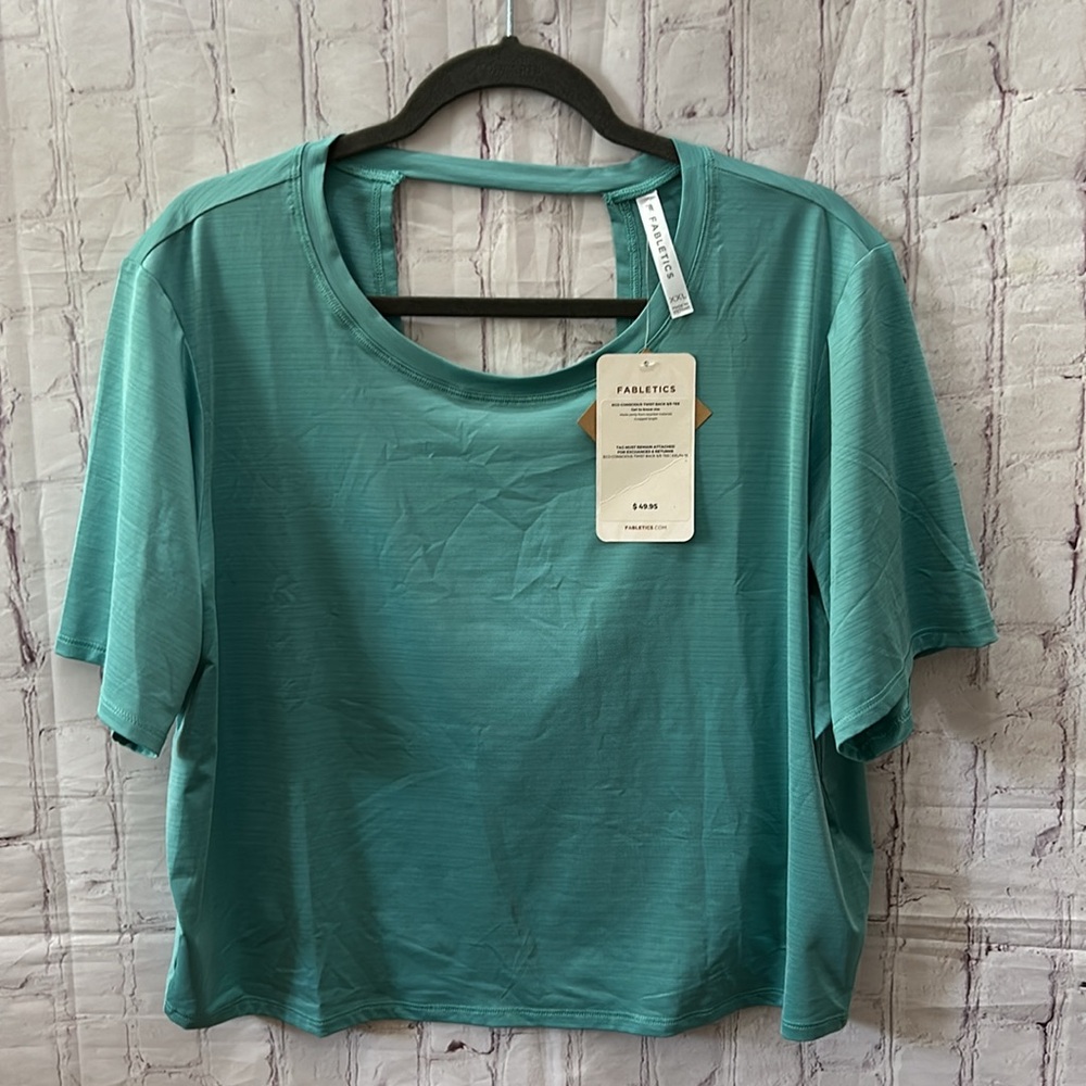 Nwt Fabletics Eco-Conscious Twist Back S/S Tee Xx… - image 3